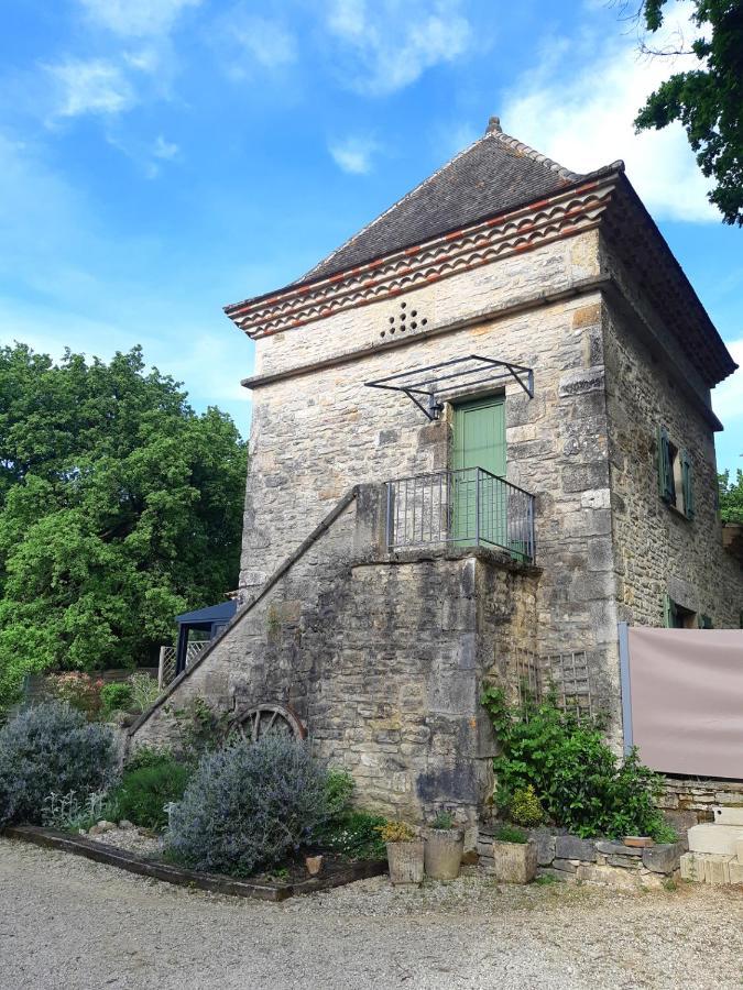 La Tourelle 82 Bed & Breakfast Saint-Antonin-Noble-Val Exterior photo
