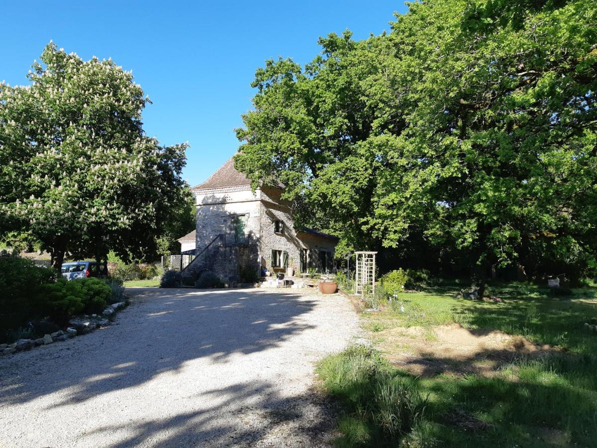 La Tourelle 82 Bed & Breakfast Saint-Antonin-Noble-Val Exterior photo
